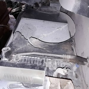 หม้อน้ำรถยนต์ BMW E30 M40 เก่าญี่ปุ่น